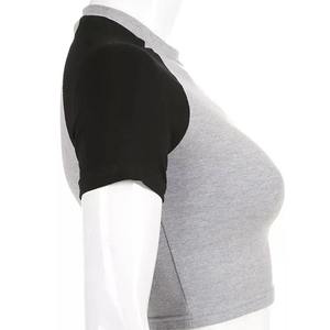 ผู้ผลิตเสื้อยืดผู้หญิงแบบกำหนดเอง OEM เสื้อยืดผ้าฝ้ายเนื้อนุ่ม ระบายอากาศได้ดี สวมใส่สบายทุกวัน สไตล์สตรีทแวร์ พิมพ์ลายแบรนด์ส่วนตัว ขายส่ง - Product Image 2