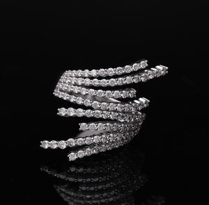 Bague de déclaration enveloppante à plusieurs rangées de diamants CVD cultivés en laboratoire en or jaune massif 14K avec pierres rondes brillantes - Product Image 1