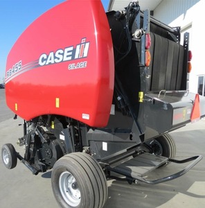 Bon état pour Case IH RB455 Presse à balles rondes pour ensilage de foin en stock - Product Image 1