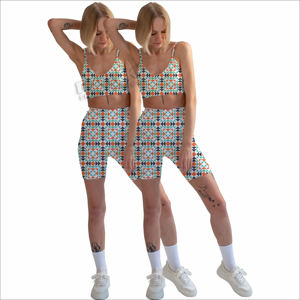 Ensemble soutien-gorge et short de sport pour femmes de grande taille pour le yoga Ensemble de yoga pour femmes en polyester Ensemble de yoga Offre Spéciale - Product Image 6