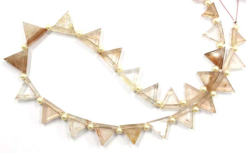 สีน้ำตาล