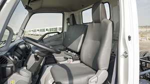 Excelente Inversión 2024 HINO 300 3711 SC CHASIS 4.0D – BLANCO - Product Image 5