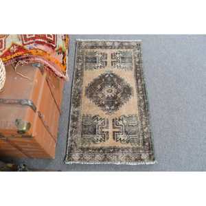 Turkish Vintage Small Rug 1.7x3.2 ft, <b>Brown</b> <b>Wool</b> Rug - Product Image 1