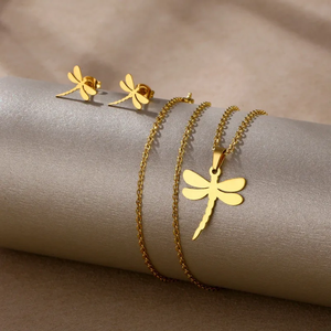 Ensemble de bijoux papillon géométrique pour femmes Collier et boucles d'oreilles en acier inoxydable Design créatif Style INS Bulk Supply - Product Image 1