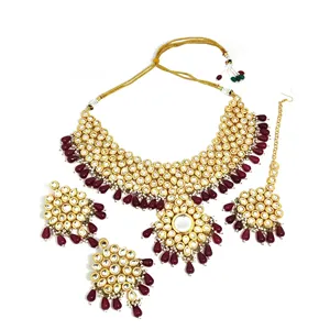 Conjunto de collar nupcial Meenakari Kundan con cuentas blancas, chapado en oro, joyería fina color granate para bodas - Product Image 5
