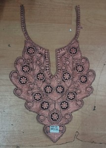 Dentelle de cou de tissu de filet brodé à la mode pour des robes de costumes ethniques indiens décoration de chemisier Kurti à coudre pour le travail de vêtement de Boutique - Product Image 4