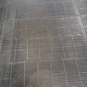 Piso acanalado de acero inoxidable de la mejor calidad del fabricante de Vietnam para cerdos Nueva condición - Product Image 4