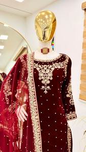 ชุดคุर्ติและผ้าคลุมไหล่ดีไซน์ใหม่ล่าสุดสำหรับงานปาร์ตี้ ผ้าไม่ยับ ยืดหยุ่นได้ ใส่ได้ทุกฤดู - Product Image 4