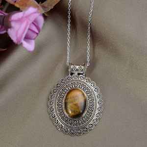 Pendentif en pierre précieuse en forme d'œil de tigre naturel en forme d'émotion en argent sterling 925 avec finition en argent oxydé Bijoux de mariage - Product Image 5