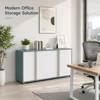 Meuble de rangement bas de bureau à 3 portes en panneau de particules mélaminé E1 avec poignées en aluminium