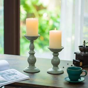 Bougeoirs en bois blanchis |   Collection de décoration de ferme - Product Image 5