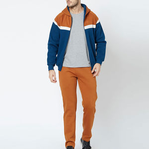 Slim Fit 2024 Tallas grandes Ropa al aire libre Entrenamiento Hombres Chándal Dos piezas Nuevo Jogging Wear Chándal Conjunto con color personalizado - Product Image 3