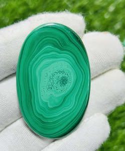 Grado superior 100% Natural Malaquita Mezcla Forma y tamaño Cabujón Excelente calidad Piedra preciosa suelta para la fabricación de joyas Cabinas de malaquita, - Product Image 1