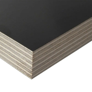 แผ่นไม้อัดเคลือบผิวแบบฟีนอลิกสำหรับใช้ในงานก่อสร้างแผ่นฟิล์มสีดำทำจากยุโรป - Product Image 1