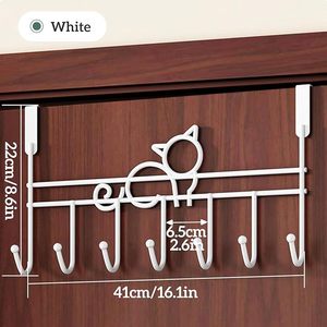 Colgador para puerta de metal blanco con ganchos para toallas, organizador decorativo para puerta para uso en ropa - Product Image 6