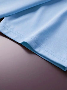 Camiseta con logotipo hecho a medida para hombre Camisetas con cuello en V de secado rápido de alta calidad Stock para hombre, ropa a granel, fardo de ropa mixta, ropa usada - Product Image 2