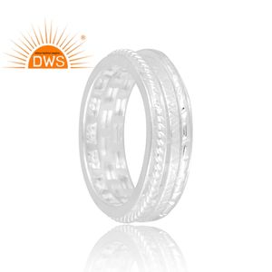 Nuevo diseño de anillo de banda de plata esterlina, joyería de diseño personalizado para mujer, regalo para ella. - Product Image 3