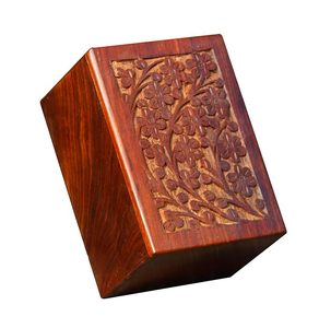 Urna de cremación de madera tallada tradicional con resistencia duradera diseñada para proporcionar un lugar de descanso significativo para los seres queridos - Product Image 2