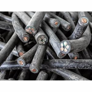 Déchets de câbles en cuivre brillant de qualité AA 99,99 % en gros 1 #   2 #   Fil recyclé de qualité supérieure pour usage industriel, livraison rapide et fiable - Product Image 1