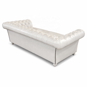 Canapé Chesterfield en cuir véritable blanc 3 places, design moderne du milieu du siècle, pieds en bois, fabriqué à la main, pour hôtel et villa - Product Image 4