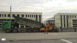 Máquina para fabricar bloques de cemento y hormigón, pavimentadora de hormigón, precio de máquina estándar de fabricación sólida, venta al por menor, motores en Argelia, 6000 15-20s - Product Image 6