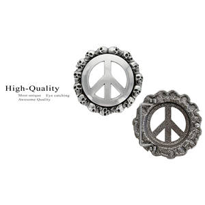 Boucle de ceinture unique en forme de crâne avec inscription de signe de la paix antique - Product Image 3