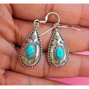 Boucles d'oreilles vintage en argent sterling 925 bijoux en goutte de turquoise naturelle oxydés rétro bijoux d'oreille en argent turquoise - Product Image 4