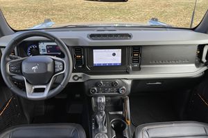 Ventas en subasta 2021 Bronco Badlands - Product Image 3