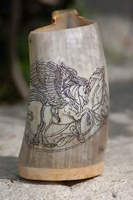 Mug en corne de buffle fait à la main avec finition antique pour boire de l'eau, mug à eau en corne de buffle durable, fait à la main dans un style traditionnel - Product Image 2