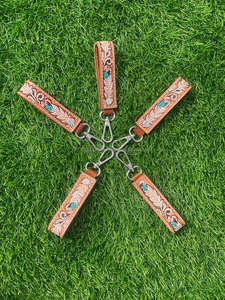 Porte-clés en cuir élégant sculpté à la main Porte-clés en cuir imprimé floral en relief Accessoires en cuir outillé Porte-clés mignons - Product Image 3