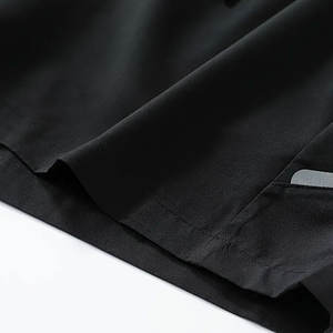 Pantalones cortos de gimnasio de verano con logotipo personalizado para hombre, pantalones cortos de chándal de estilo callejero con patrón medio sólido, diseño de malla para deportes de natación en la playa - Product Image 5