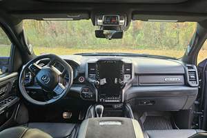 RAM 1500 TRX 2023, V8 suralimenté de 702 ch, 4 roues motrices, groupe d'équipements TRX niveau 2 - Product Image 3