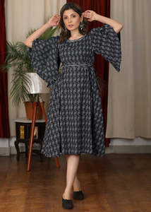 ชุดแม็กซี่เดรสวินเทจจากดีไซเนอร์งานปาร์ตี้ฤดูร้อนของผู้หญิงผ้าฝ้ายสีเทาขนาดใหญ่จับจีบหรูหรามีระบายรอบเอวธรรมชาติ - Product Image 3