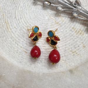 ต่างหูเม็ดกลมหลากสีชุบทองประดับลูกปัดสีแดงเครื่องประดับแฟชั่นทันสมัยเครื่องประดับสำหรับสวมใส่ในชีวิตประจำวัน - Product Image 4