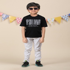 Boutique Clothing's 100% Cotton Boy's Camiseta de cuello redondo Ropa informal en diferentes métodos de impresión Venta a granel - Product Image 3