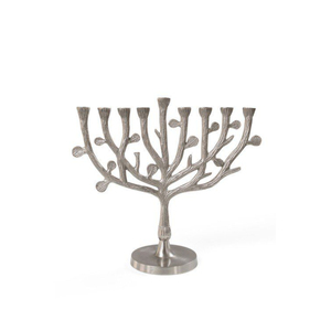 Candélabre traditionnel en métal à 9 branches plaqué argent de qualité supérieure avec finition martelée bougeoir de table religieux - Product Image 5