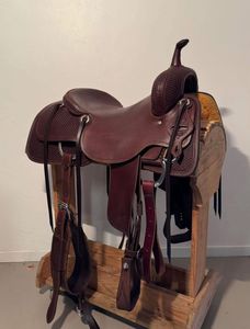 Selle en cuir de qualité supérieure Western sur mesure avec cuir de haute qualité et conduite confortable pour une utilisation polyvalente d'Inde - Product Image 2