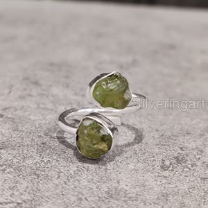 Joyería de piedra en bruto Anillo para mujer Piedra preciosa de peridoto crudo natural Piedra NATAL DE AGOSTO Aniversario Piedra doble Anillo de plata esterlina 925 - Product Image 1