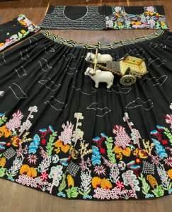 Premium élégant Georgette 9 aiguille fil brodé paillettes travail Cancan & toile Patta Lehenga Choli pour l'été - Product Image 5