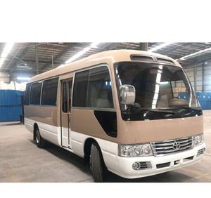 Autobús de Turismo Comercial Usado, en Buen Estado, de 23-30 Plazas, Diésel/Gasolina, Manual, con Caja de Cambios - Product Image 1