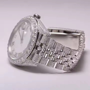 Haute qualité hommes plein glacé luxe argent Moissanite diamant clouté montre à la main bande Quartz pour sport affaires verre - Product Image 2