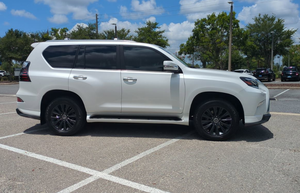 Lexus GX GX 460 Premium 2023 d'occasion certifié, transmission automatique à 6 vitesses, SUV, LIVRAISON DISPONIBLE - Product Image 2