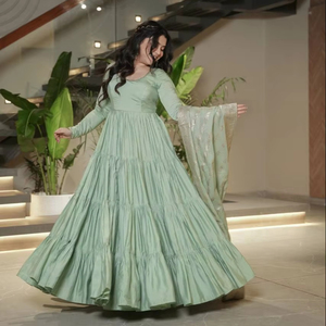 Long Dress Indian - Elegant and Stylish Women's Clothing