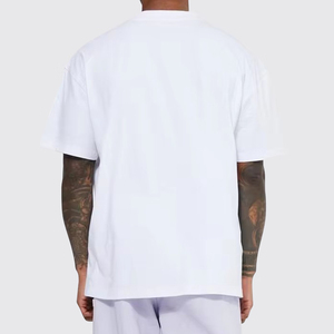 เสื้อยืดวินเทจสไตล์ดิสเทรสจาก Outfitize International ขายส่ง เสื้อยืดลายฟอกสี พร้อมสกรีนโลโก้ตามสั่ง - Product Image 4