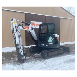 Miniexcavadora oscilante de cola cero de 2 toneladas con cabina de operador cerrada, motor diésel certificado por EPA y sistema hidráulico avanzado - Product Image 6