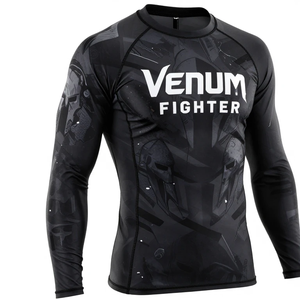 Camiseta de Compresión Venum Fighter de Manga Larga con Estampado Sublimado Negro para Hombre, Camiseta de Secado Rápido para Entrenamiento en el Gimnasio - Product Image 3