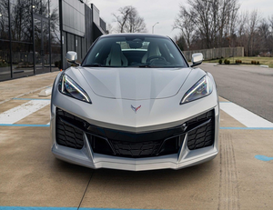 Chevrolet Z06 Convertible AWD 2024, Bajo Kilometraje, Asientos de Cuero, Transmisión Automática, Volante a la Izquierda - Product Image 1