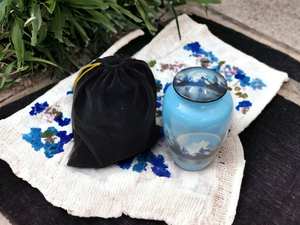 Urna de cremación de paisaje para cenizas humanas, urna funeraria conmemorativa decorativa, urna grande de aluminio de 10 pulgadas para cenizas, capacidad de hasta 200 libras - Product Image 4