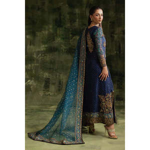Conjunto de Traje de Chifón para Mujer Sara Naqvi SHAHBANO, Edición de Boda, Adornado a Mano, de Lujo -TC-1425 - Product Image 6