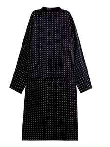 Albornoz Personalizado para Hombre al por Mayor, Albornoz de Seda Satén de Fábrica de Alta Calidad, Ropa de Dormir para Hombre con Logotipo Personalizado e Impresión - Product Image 2